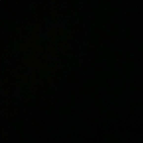 Meet your Posher, Gabriela - Picture 1 of 1